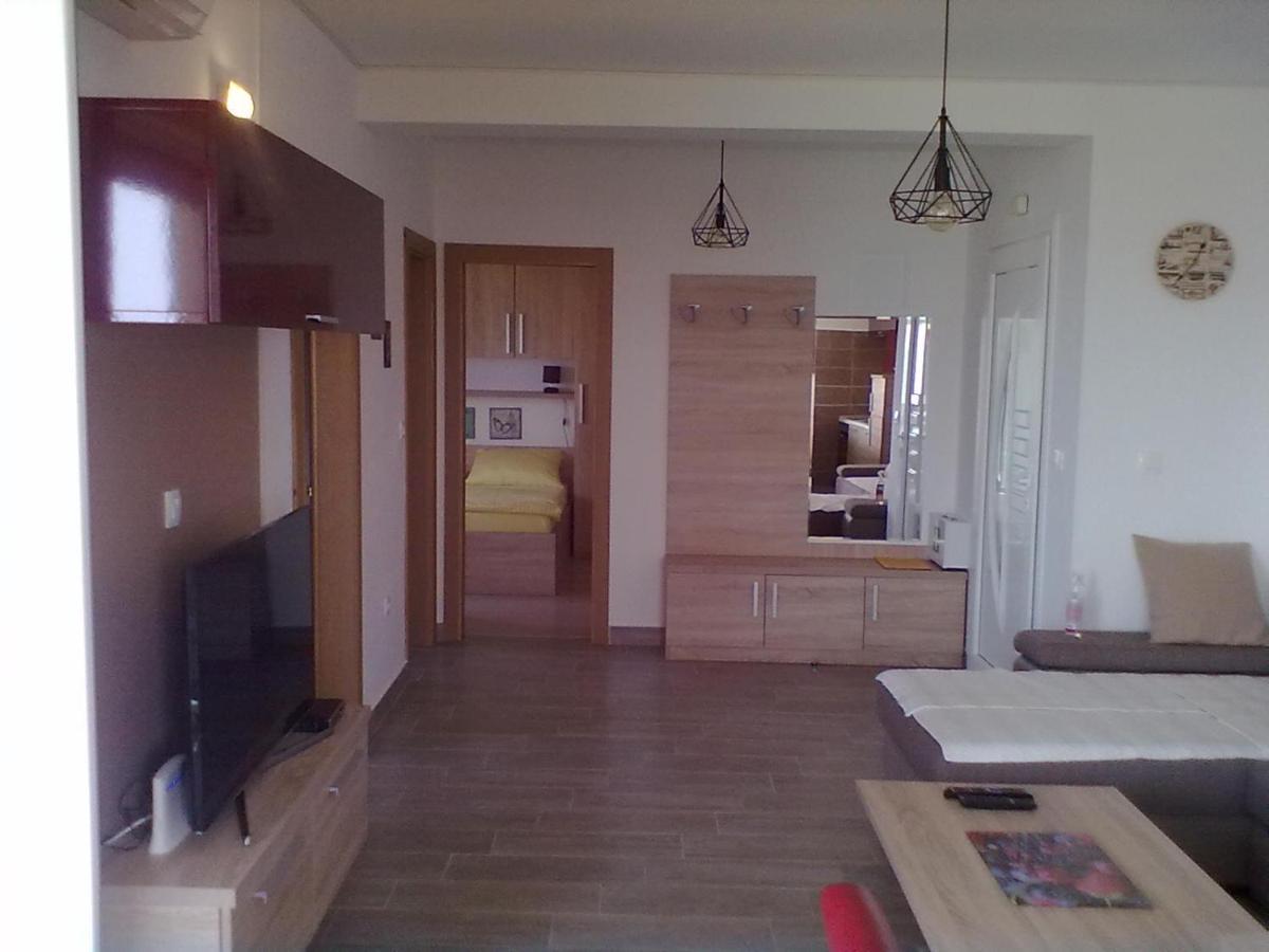 Apartman Mihalj Zadar-Rtina Miletici Kültér fotó