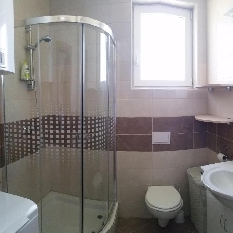 Apartman Mihalj Zadar-Rtina Miletici Kültér fotó